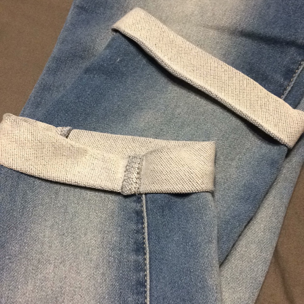 Capris - Picture 6 of 7